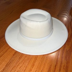 Forever 21 fedora hat